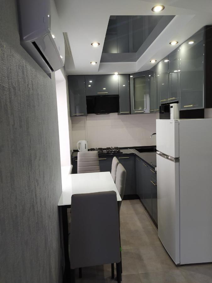 2Rooms Apartment - 181 Gogol Street Zaporizhia Dış mekan fotoğraf